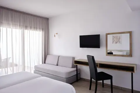 Atlantica Panthea Resort in Ayia Napa — foto 27
