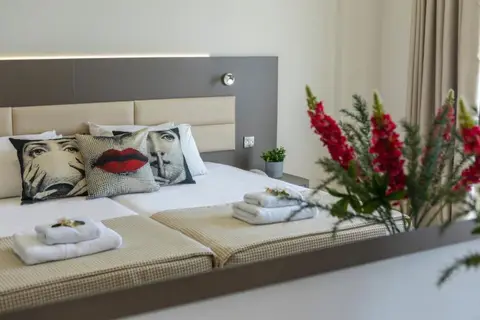 Queen's Bay Hotel in Paphos — foto 8