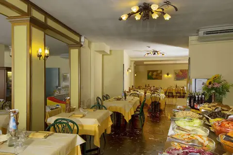 Touring Aparthotel in Grado — foto 3