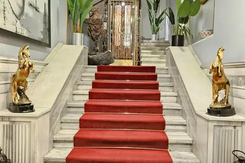Lina Taksim Pera in Beyoğlu — foto 2