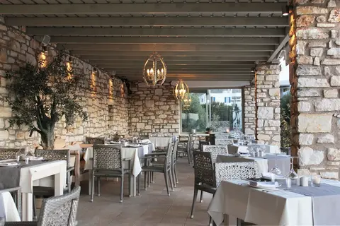 Saint Andrea Paros Seaside Resort in Νάουσα — foto 9