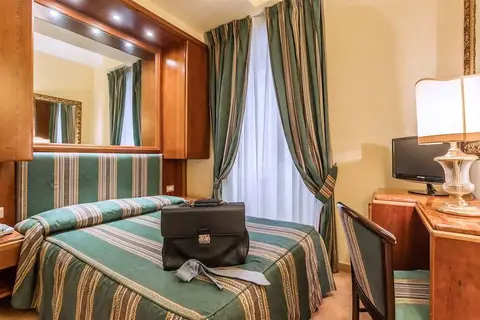 Raeli Hotel Regio in Rome — foto 4