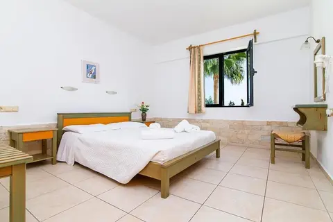 Dionysos Hotel Apartments & Studios in Δημοτική Ενότητα Μαλίων — foto 21