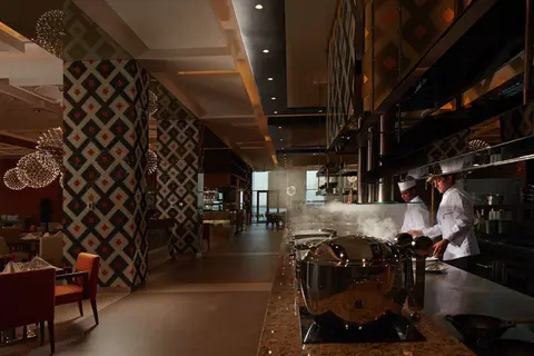 Royal M Hotel & Resort Abu Dhabi in البطين — foto 5