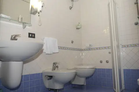 Hotel Nuovo Rebecchino in Napels — foto 18