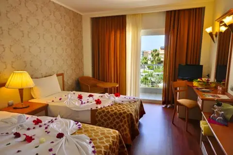 Pine House Hotel in Kemer — foto 16
