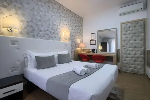 Domus Pietro Inn in Rome