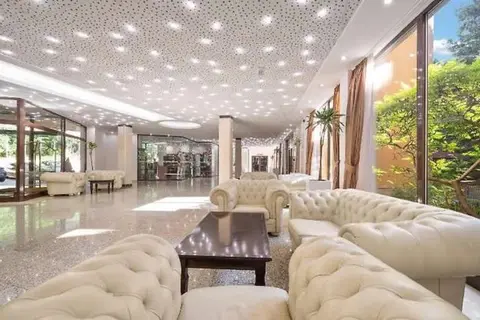 Riviera Beach in Ривиера — foto 6