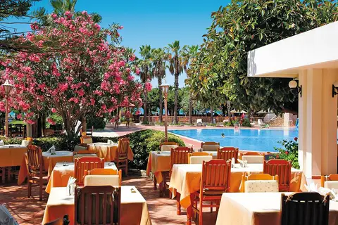 Defne Ana in Manavgat — foto 22