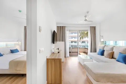 Metropolitan Playa JUKA Aparthotel in Palma — foto 15