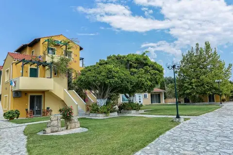 Sandy Beach Villas & Appartementen in Σβορωνάτα — foto 11