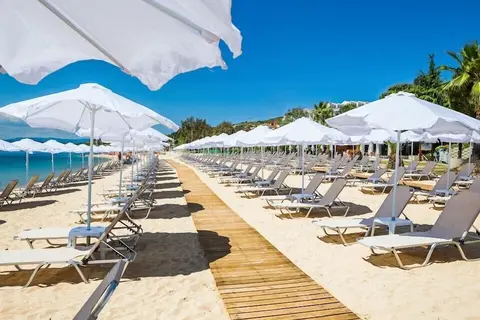Xenios Theoxenia Hotel in Ουρανούπολη — foto 21