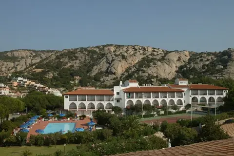 Club Hotel Cormorano in Baja Sardinia