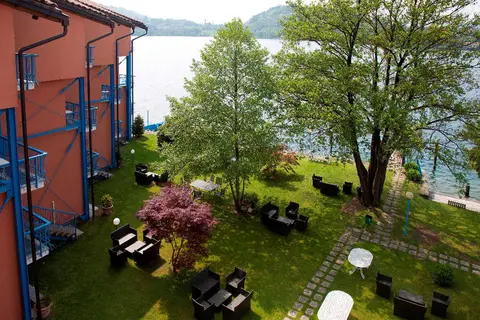 Hotel L'Approdo in Pettenasco — foto 8