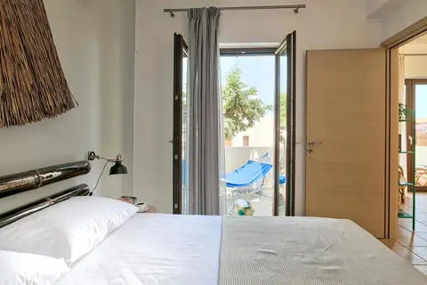 Syra Suites in Vari, foto 17