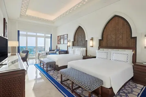 Hilton Salwa Beach Resort & Villas in أبو سمرة — foto 3