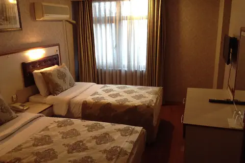 Tayhan Hotel in Fatih — foto 13