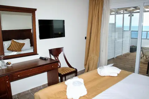 Paralia Beach Boutique Hotel in Δρυός — foto 5
