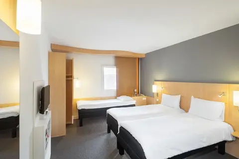 ibis Praha Old Town in Praag — foto 17