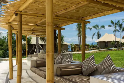 Menjangan Dynasty Resort in Gerokgak — foto 7
