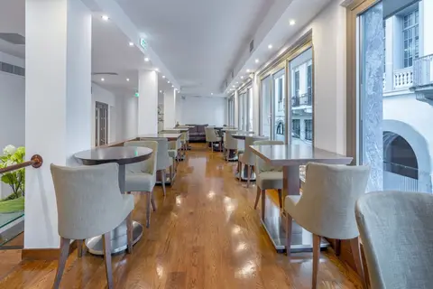 Hotel Plaka in Athene — foto 17