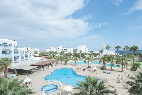 Papantonia Hotel in Παραλίμνι — foto 18