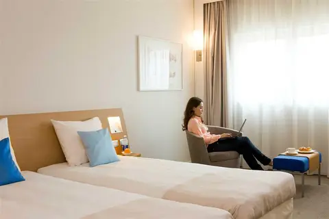 Novotel Firenze Nord Aeroporto in Sesto Fiorentino — foto 13