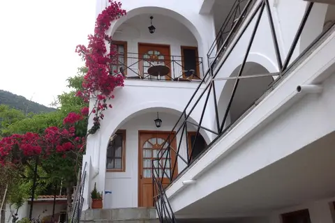 Travlos Studios in Ιθάκη (Πισαετός) - Κεφαλονιά (Πόρος) — foto 15