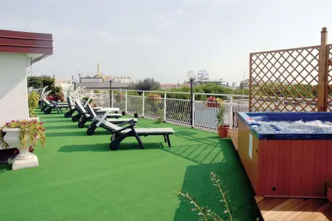 Touring Aparthotel in Grado — foto 13