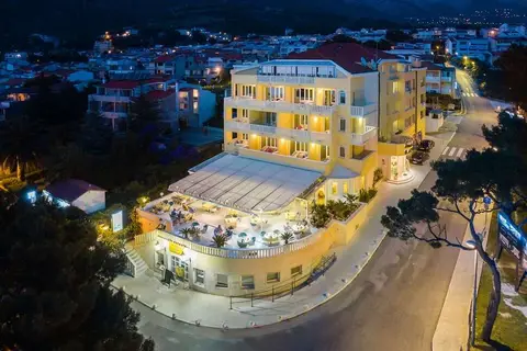 Hotel Villa Bacchus in Baška Voda — foto 23