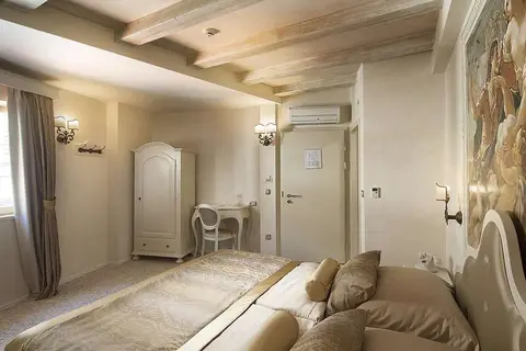 Life Palace Heritage Hotel in Grad Šibenik — foto 18