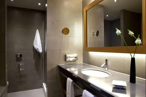 Lazart Hotel in Θεσσαλονίκη — foto 14