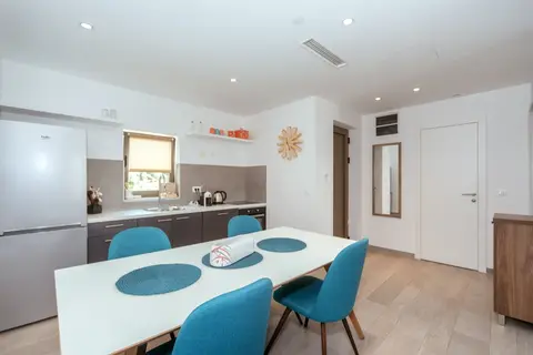 Hotel Eleven in Petrovac na Moru — foto 27