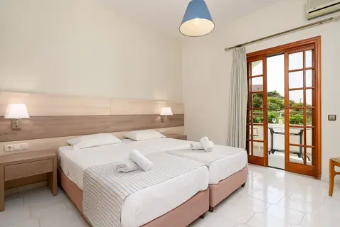 Anthos Apartments in Πλακιάς — foto 11