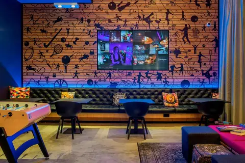 Hotel Moxy London Stratford in Londen — foto 5