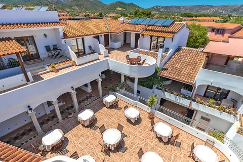 Bonsai Hotel in Santu Diadòru/San Teodoro — foto 16