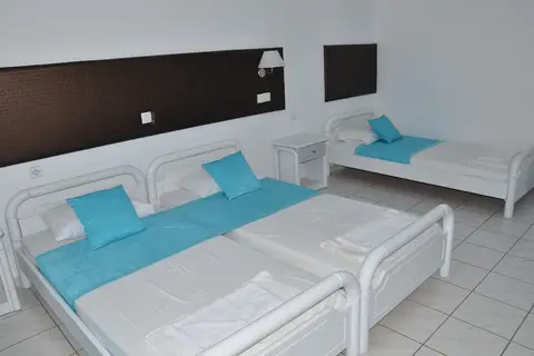 Blue Nest Hotel in Τιγκάκι — foto 24