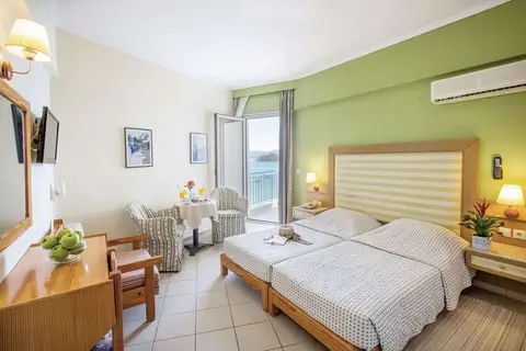 Hotel Dolphin in Municipal Unit of Asini, foto 3