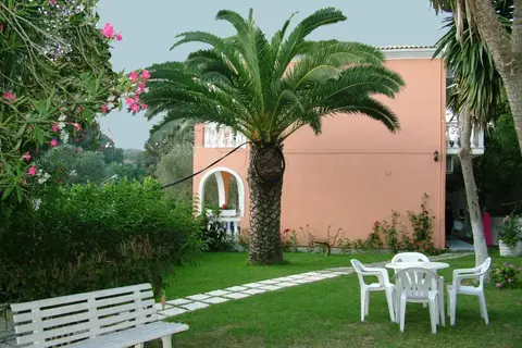 Angeliki Apartments in Δημοτική Ενότητα Λευκιμμαίων — foto 20