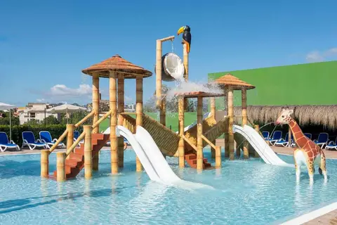 HSM Canarios Park in Cales de Mallorca — foto 27