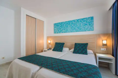Holiday Center Santa Ponsa in Calvià — foto 4