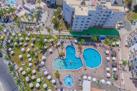 Marlita Beach Hotel Apartments in Paralimni