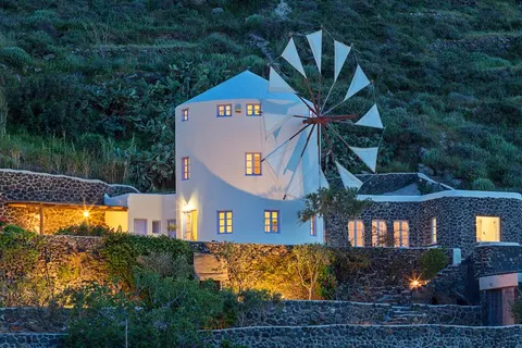 Windmill Villas in Thira Municipal Unit — foto 38