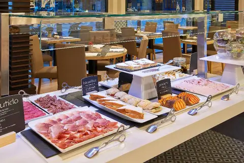NH Barcelona Les Corts in Barcelona — foto 27
