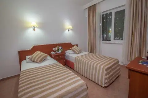 Xeno Eftalia Resort Hotel in Alaşehir — foto 14