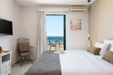 Atlantica Caldera Village in Agia Marina, foto 3