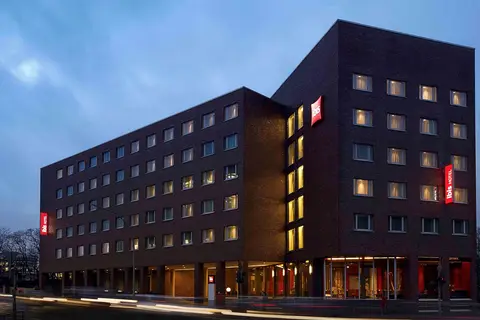 ibis Hamburg Alsterring in Hamburg — foto 2