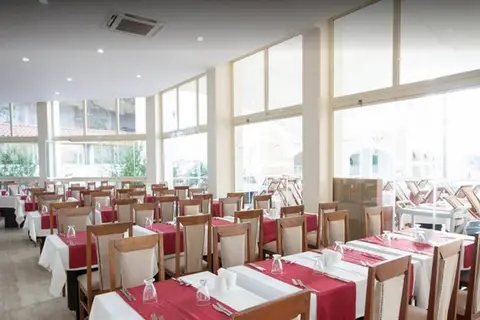 Batihan Beach Resort & Spa in Kuşadası — foto 15