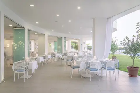 Infinity Resort Tropea in Rome — foto 13