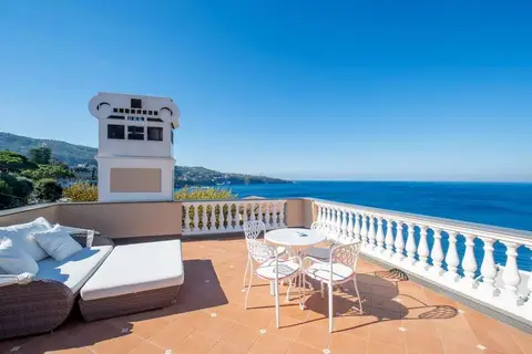 Hotel Corallo Sorrento in Sant'Agnello — foto 25